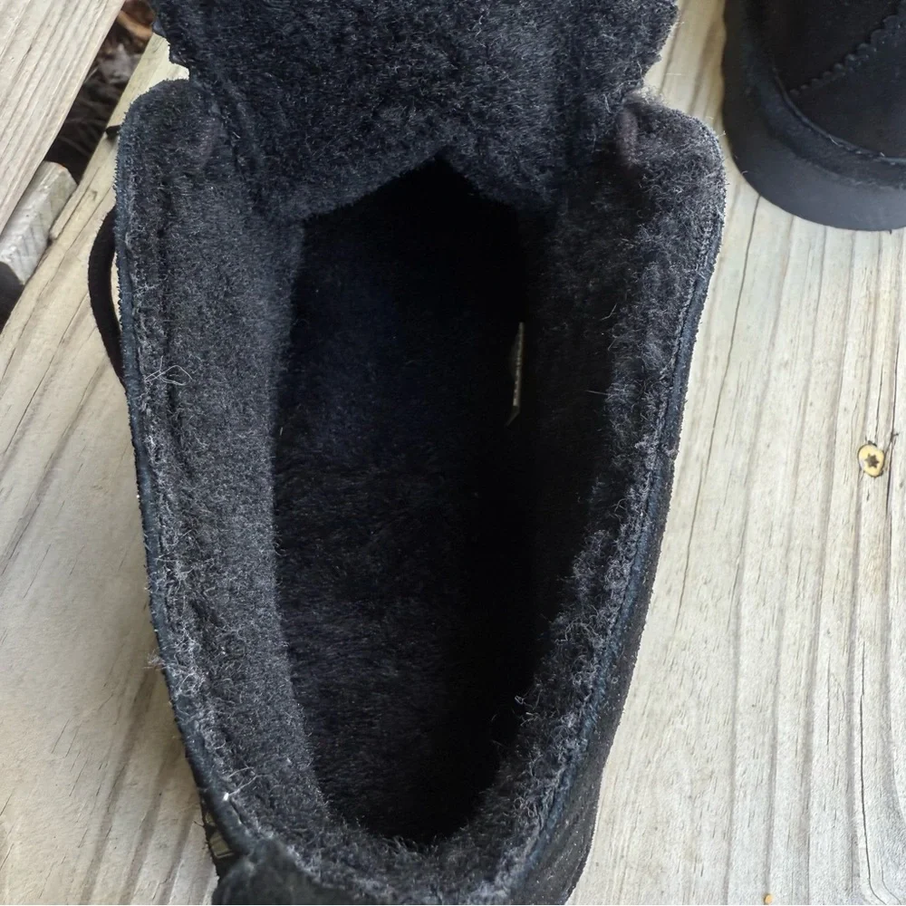 Bearpaw Suede Skye Chukka Boots Black Wool Fur Lined Lace Up Flats